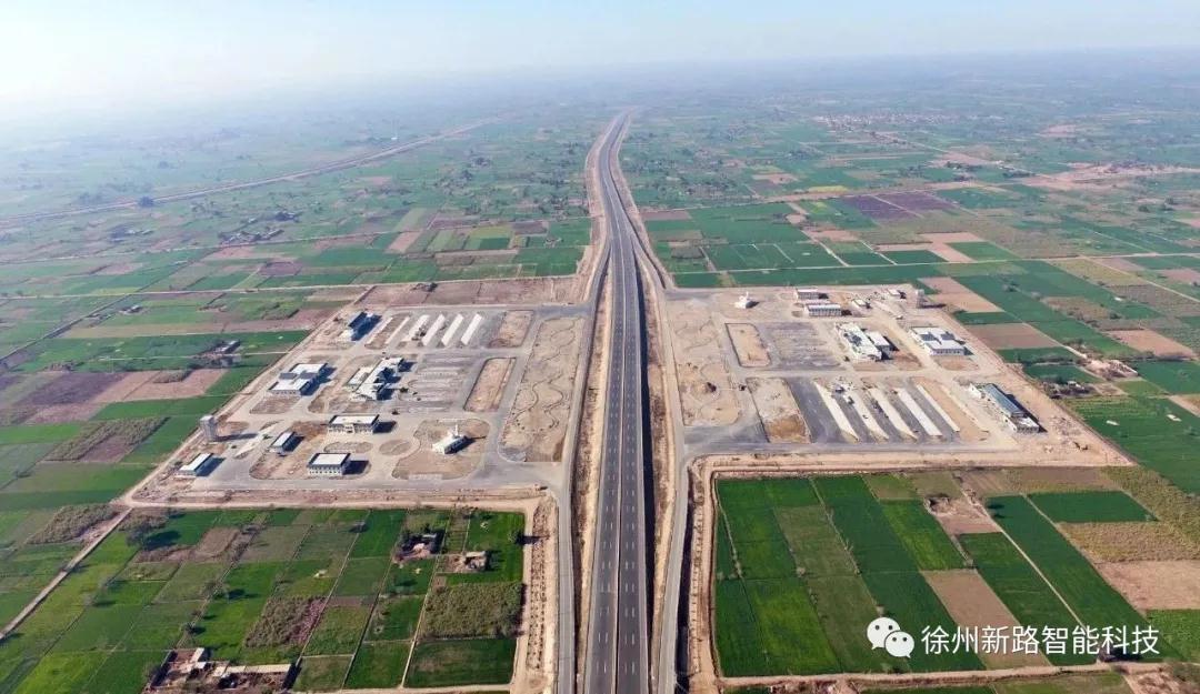 新路科技滑模機攻堅克難創佳績，中鐵二十局海外工程再獲好評！
